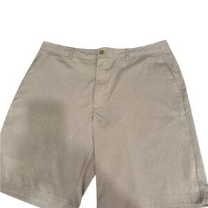 Jack Nicklaus Golf Shorts Size 38 5 Pockets Lightweight Tan Performance Walking